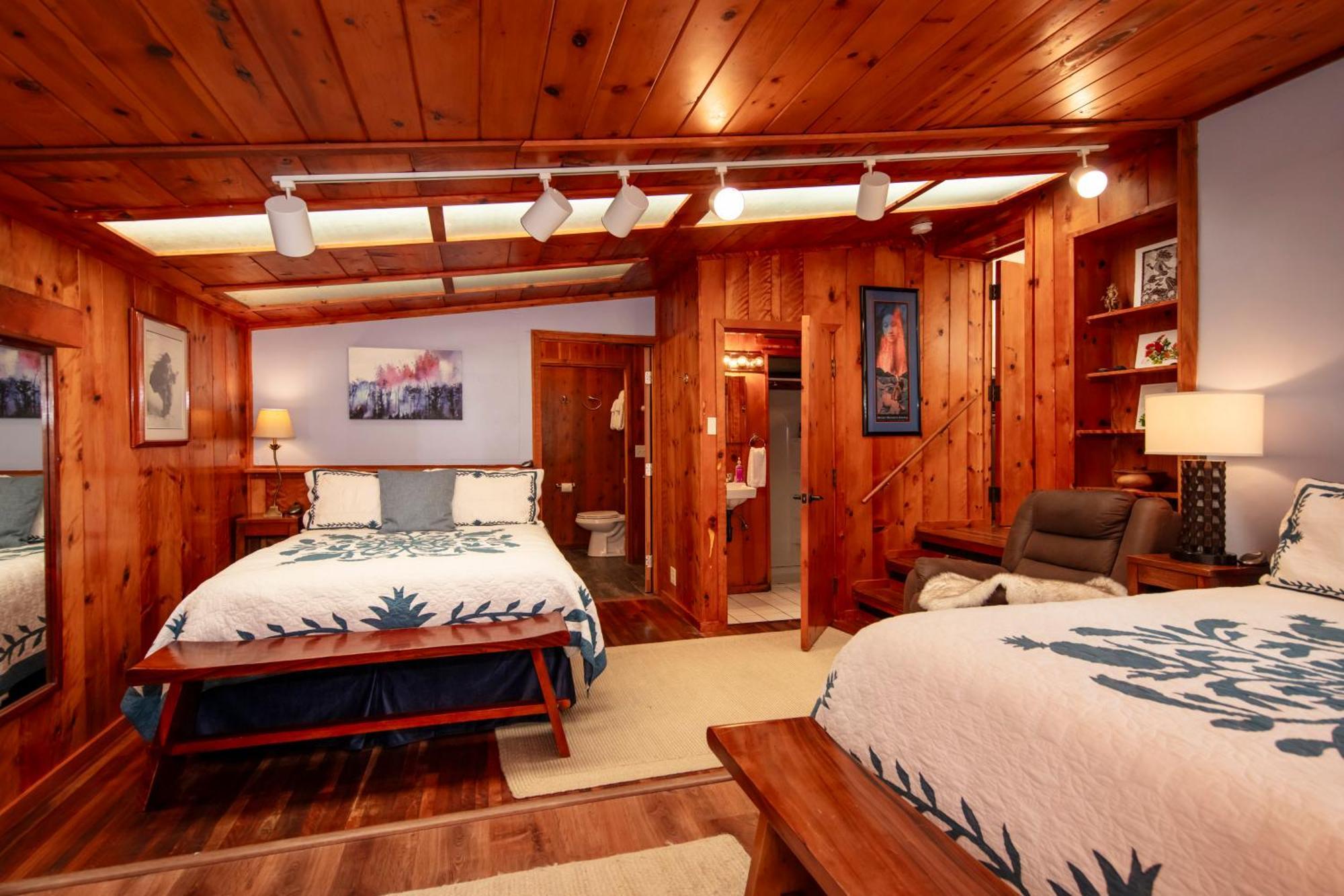 Aloha Junction Bed And Breakfast -Minutes Away From Hawaii Volcanoes National Park Екстериор снимка